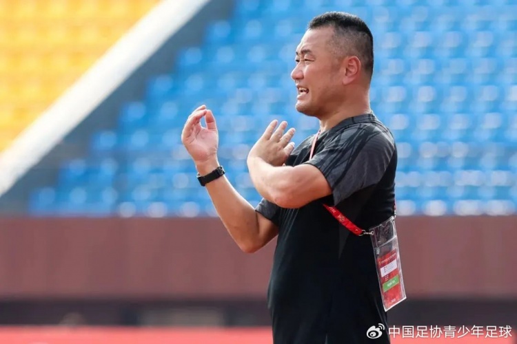 上村健一:中國(guó)足球只要堅(jiān)持就有希望 青訓(xùn)可嘗試推行區(qū)域聯(lián)賽制