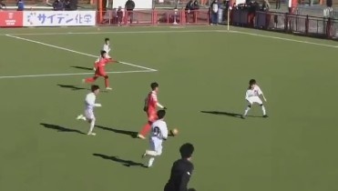 ??沖擊冠軍!中國(guó)足球小將5-0大勝鹿島鹿角,決賽將踢浦和紅鉆