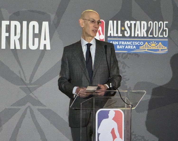 蕭華:NBA將設(shè)立迪肯貝-穆托姆博人道主義獎