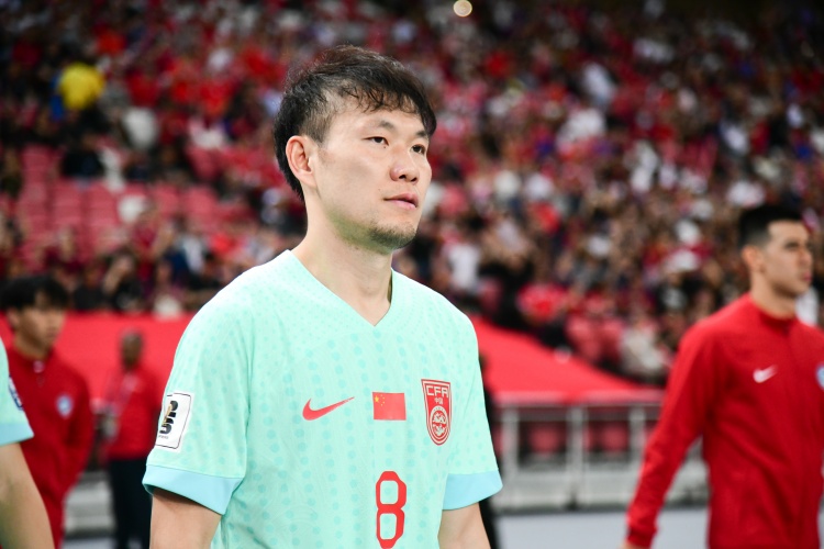  為何一度落選國(guó)足？東體：記者曾詢問過李源一，球員保持沉默